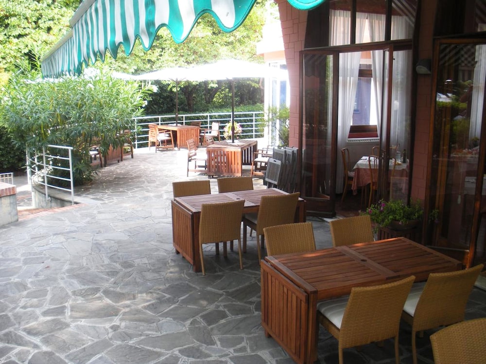 Hotel Esperia 53/71