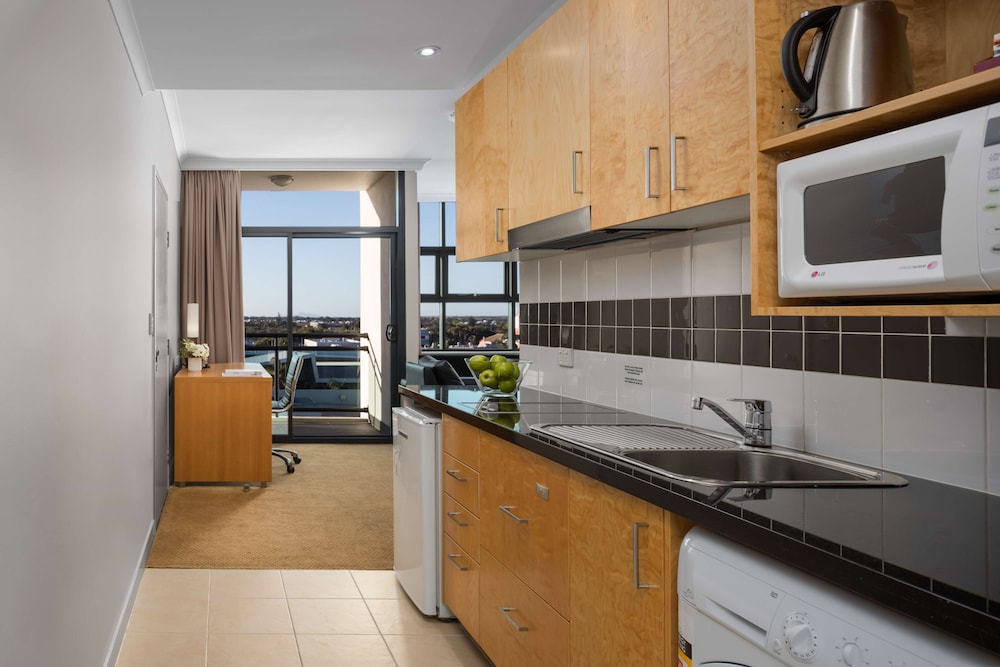 Rydges Mackay Suites 33/37