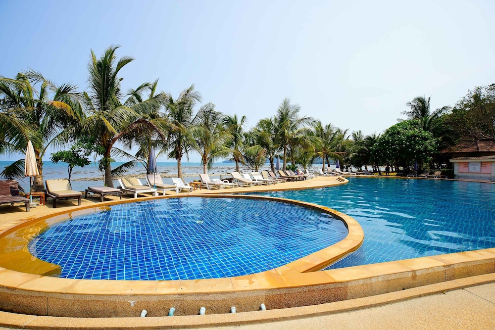 Coral Resort 49/77