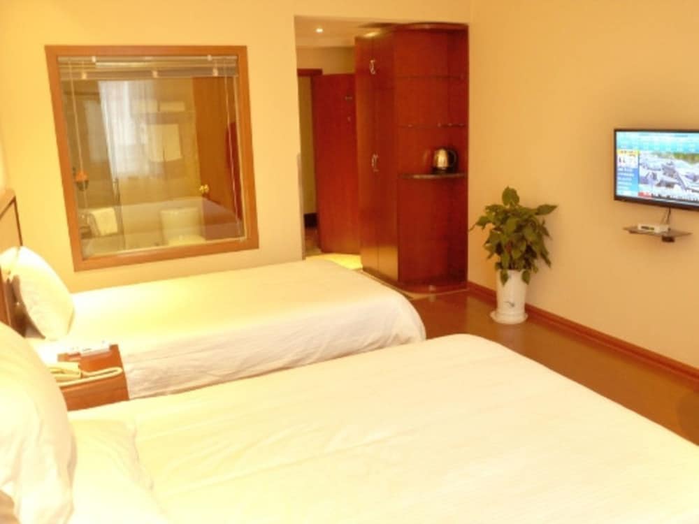 GREENTREE INN JIANGSU HUAIAN ECONOMIC DEVELOPMENT ZONE HECHANG ROAD BUSINESS HOTEL 37/52