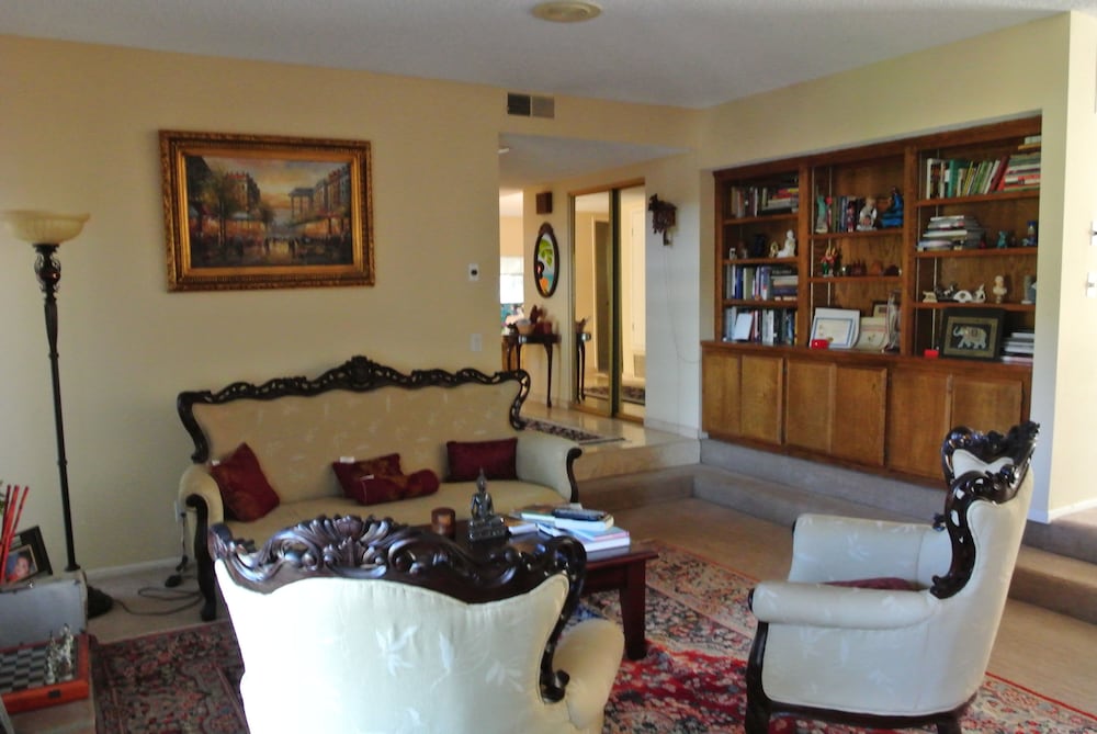 Mini Mansion in Hollywood Hills 33/47