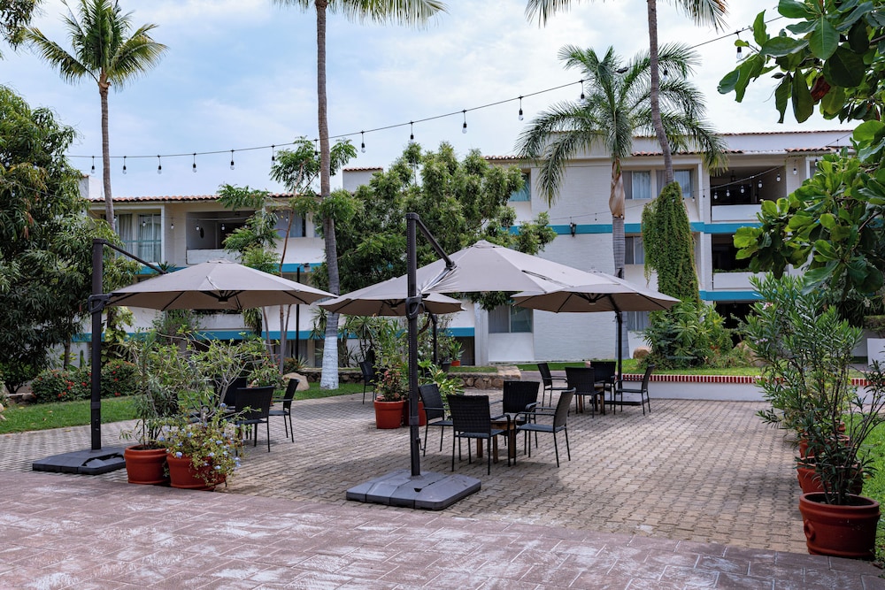Hotel Suites Villasol 8/101