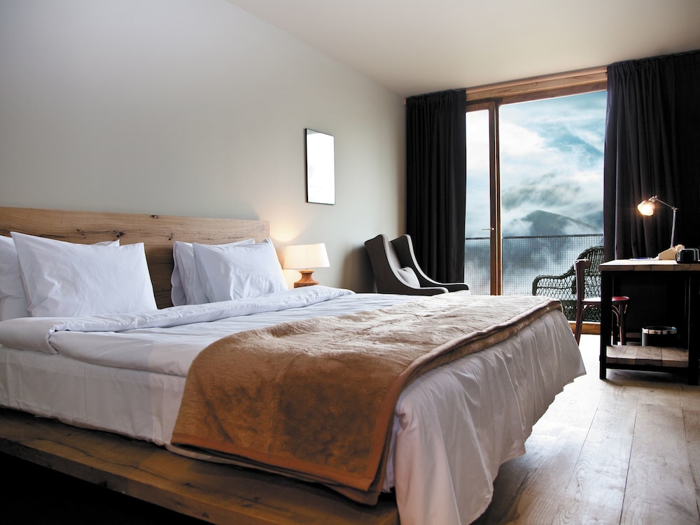 T S Royal Grand Hotel 14/33
