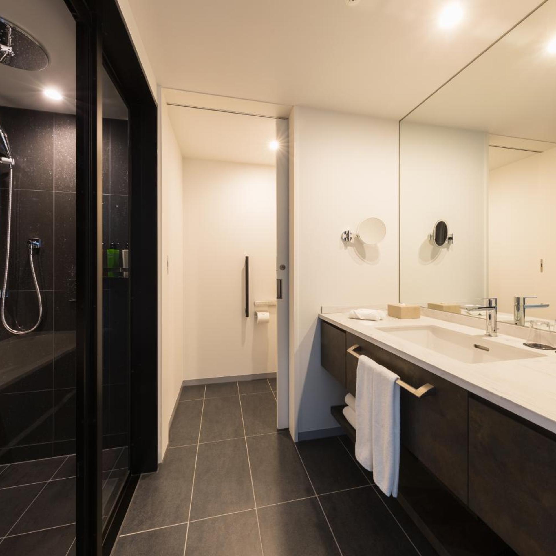 Urban, Queen Bed, Corner، Hotel Metropolitan Kawasaki 4/8