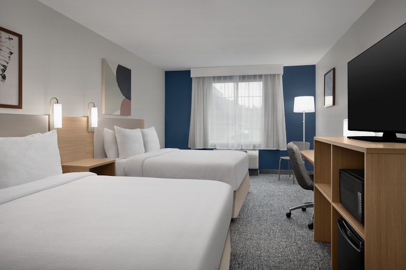 Spark by Hilton Washington Meadowlands Blvd 5/13
