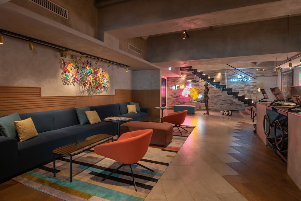 Ovolo Southside 21/56