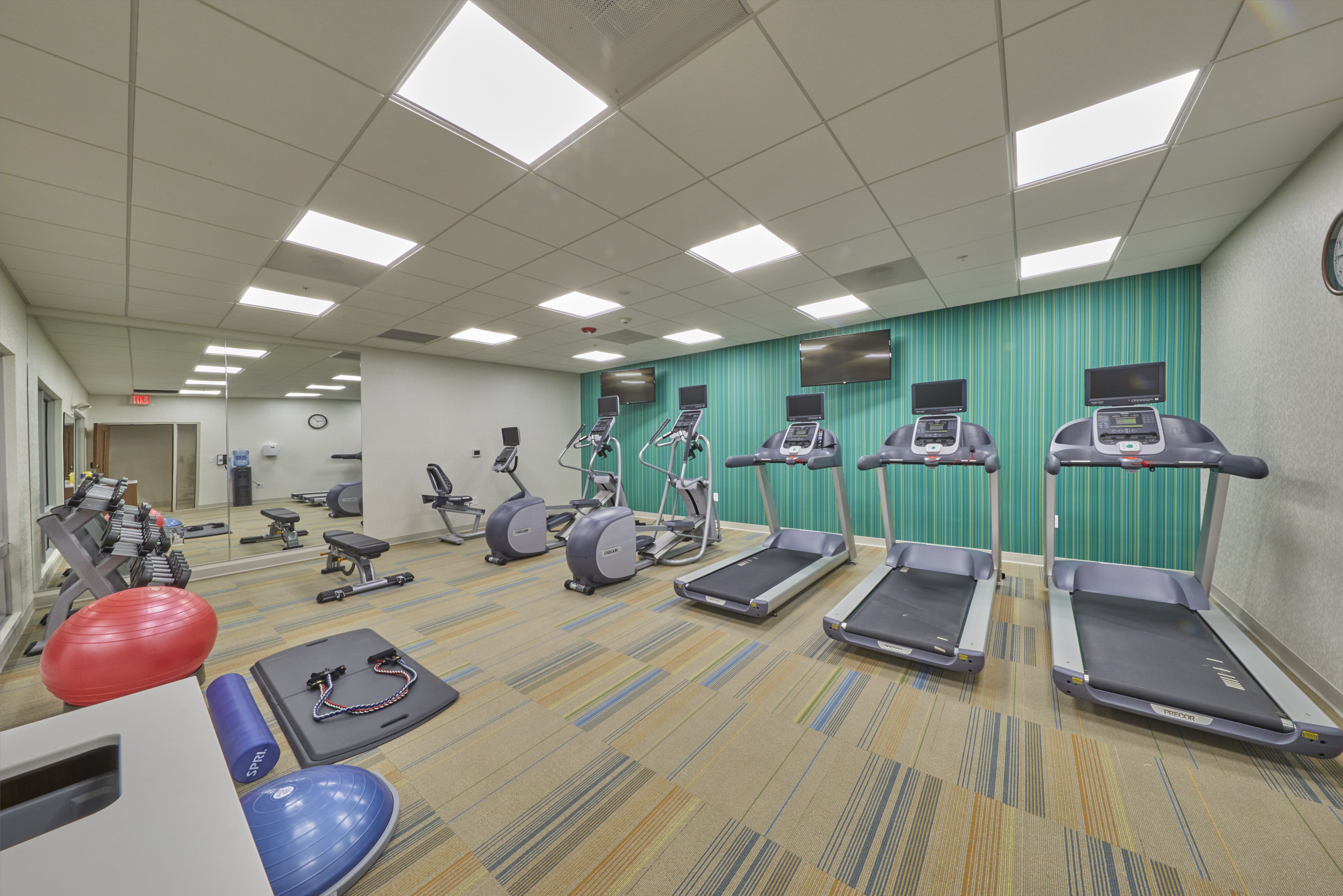 Holiday Inn Express Suites Hermiston Downtown 35/54