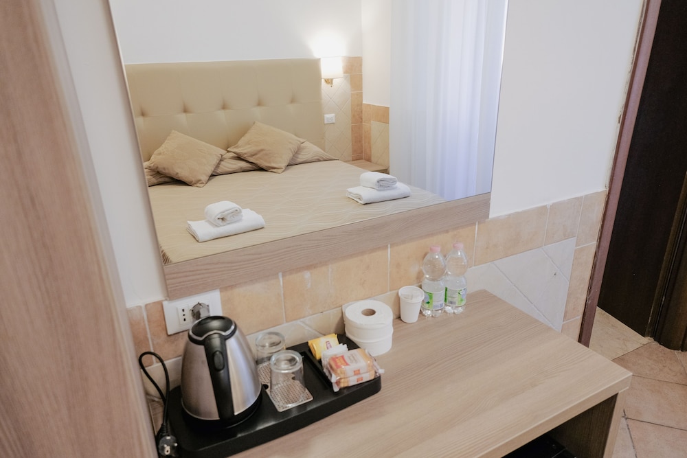 Hotel Alex Square 26/28