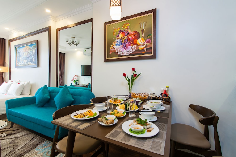 Hanoi Central Hotel & Residences 51/65