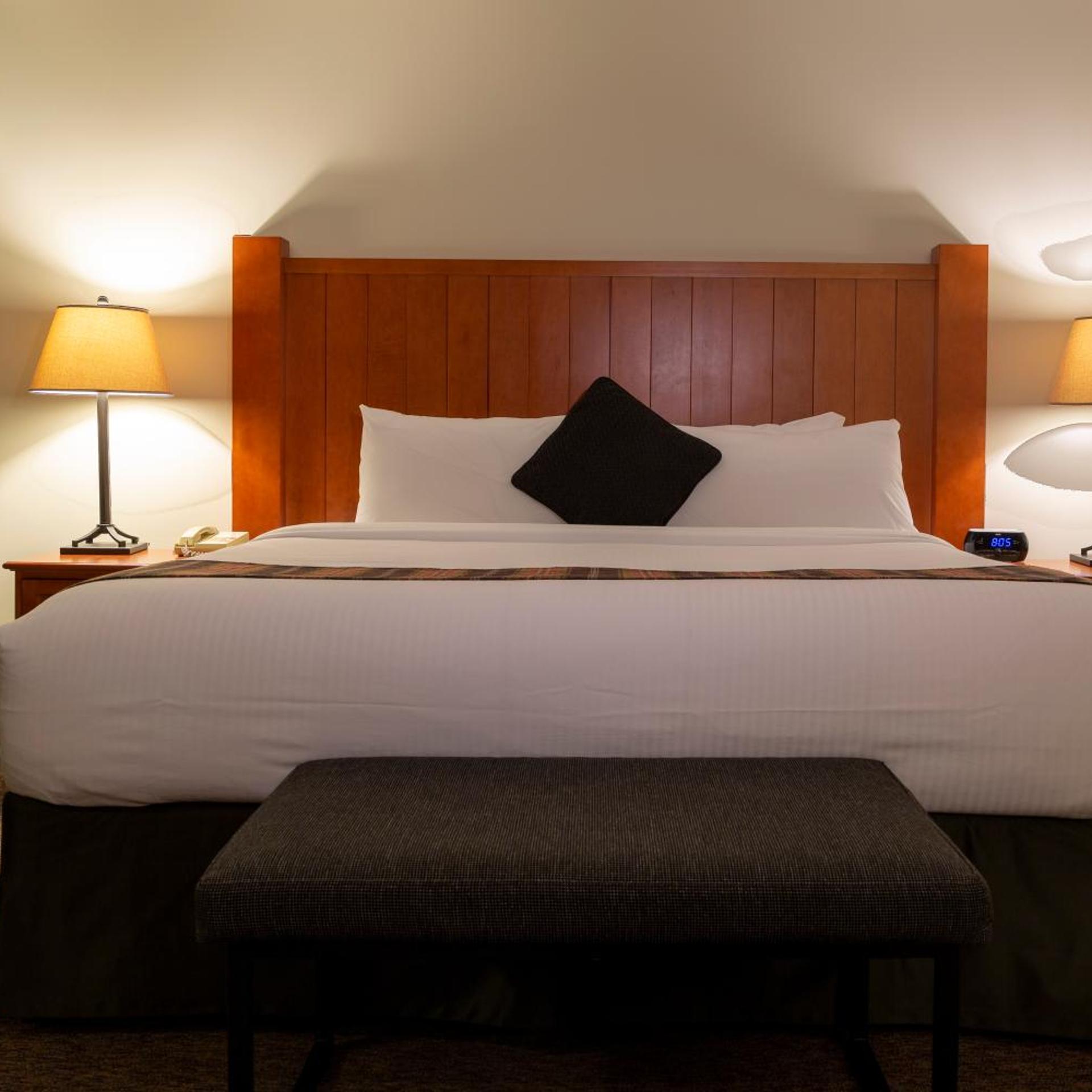 غرفة بسرير كوين، WHISTLERS INN 4/4