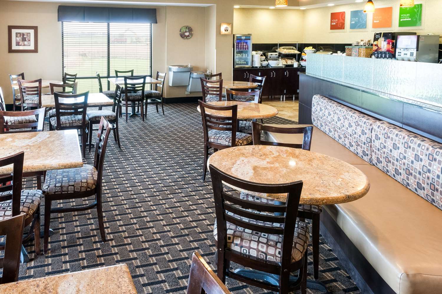 Holiday Inn Express Rochester South Mayo Area 35/43