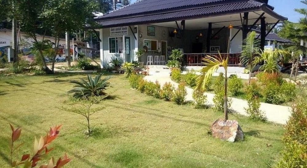 Lanta Memory Resort 49/52