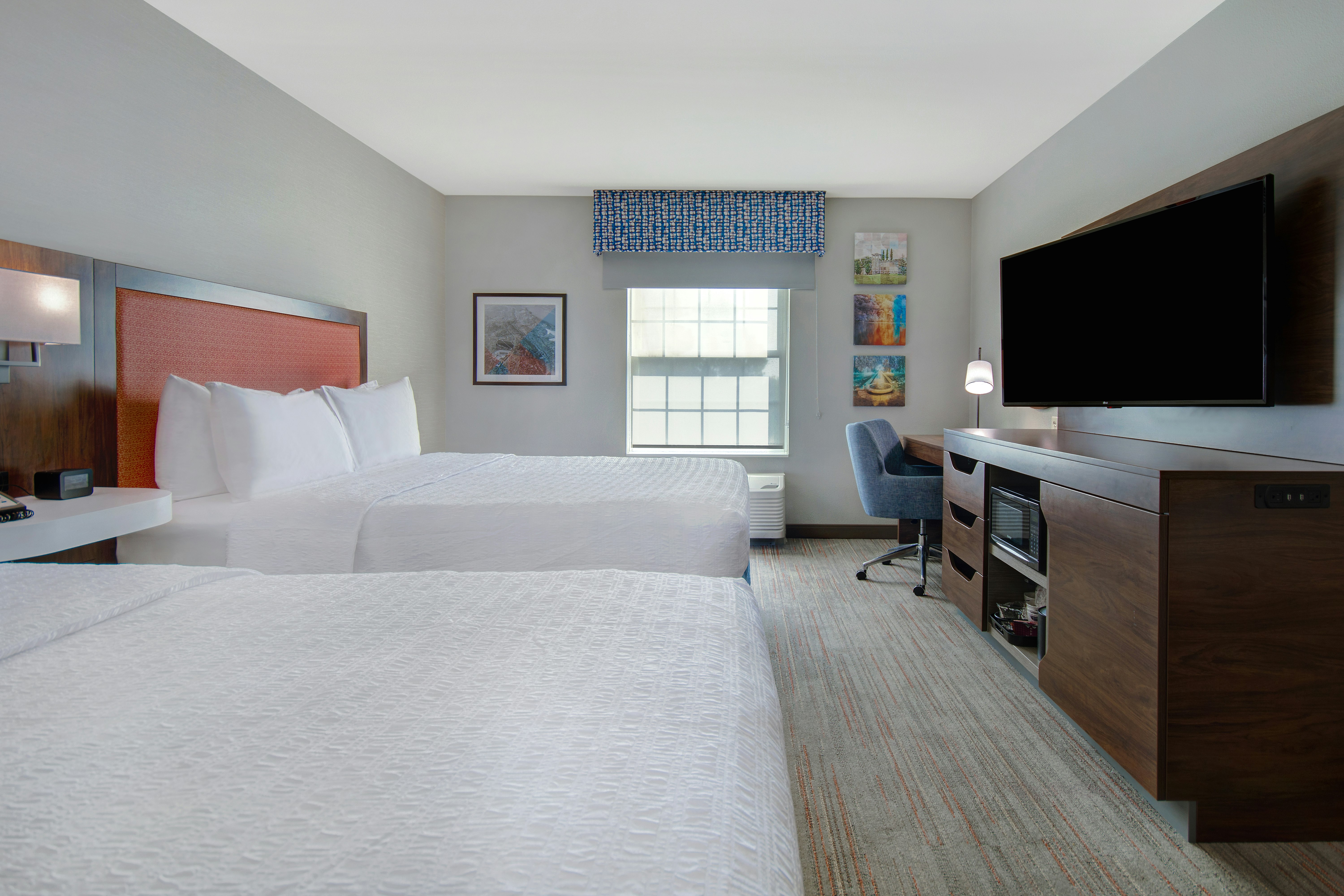 room, 2 queen beds