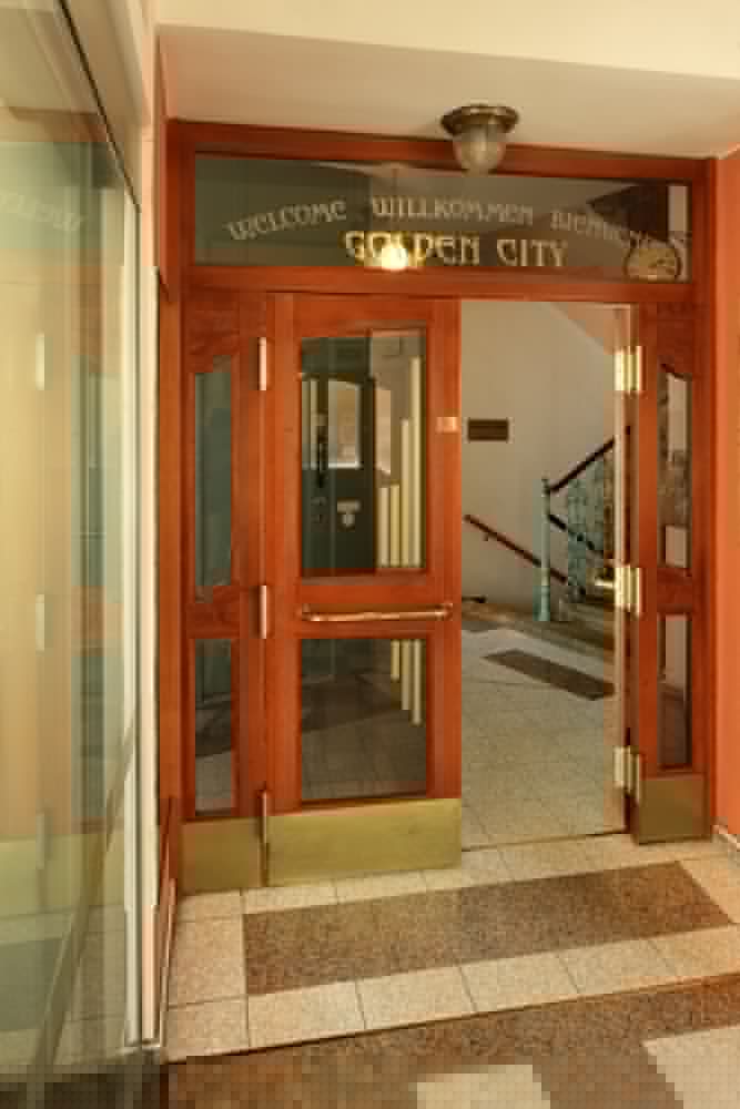 Hotel Golden City Garni 38/55