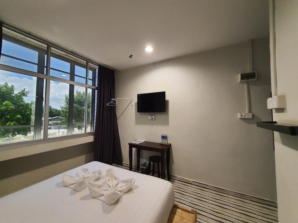 De Chukai Hotel 22/43