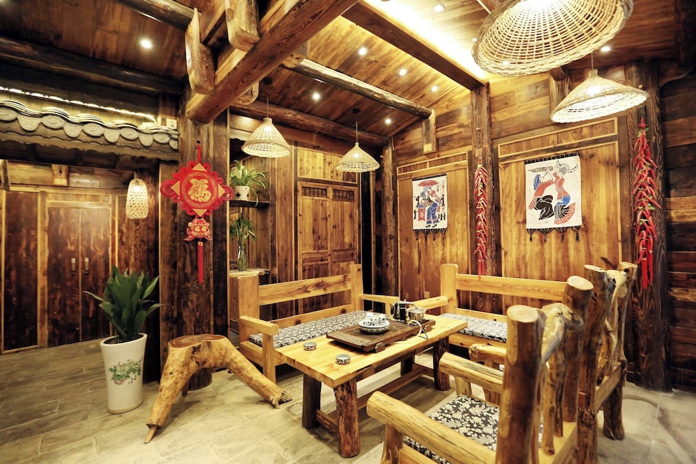 Xiangxi Dreamweaver Inn 33/50