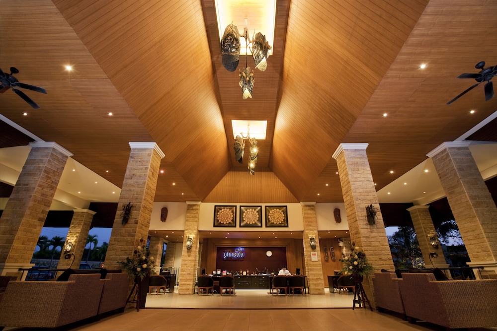 Pinnacle Grand Jomtien Resort 19/93
