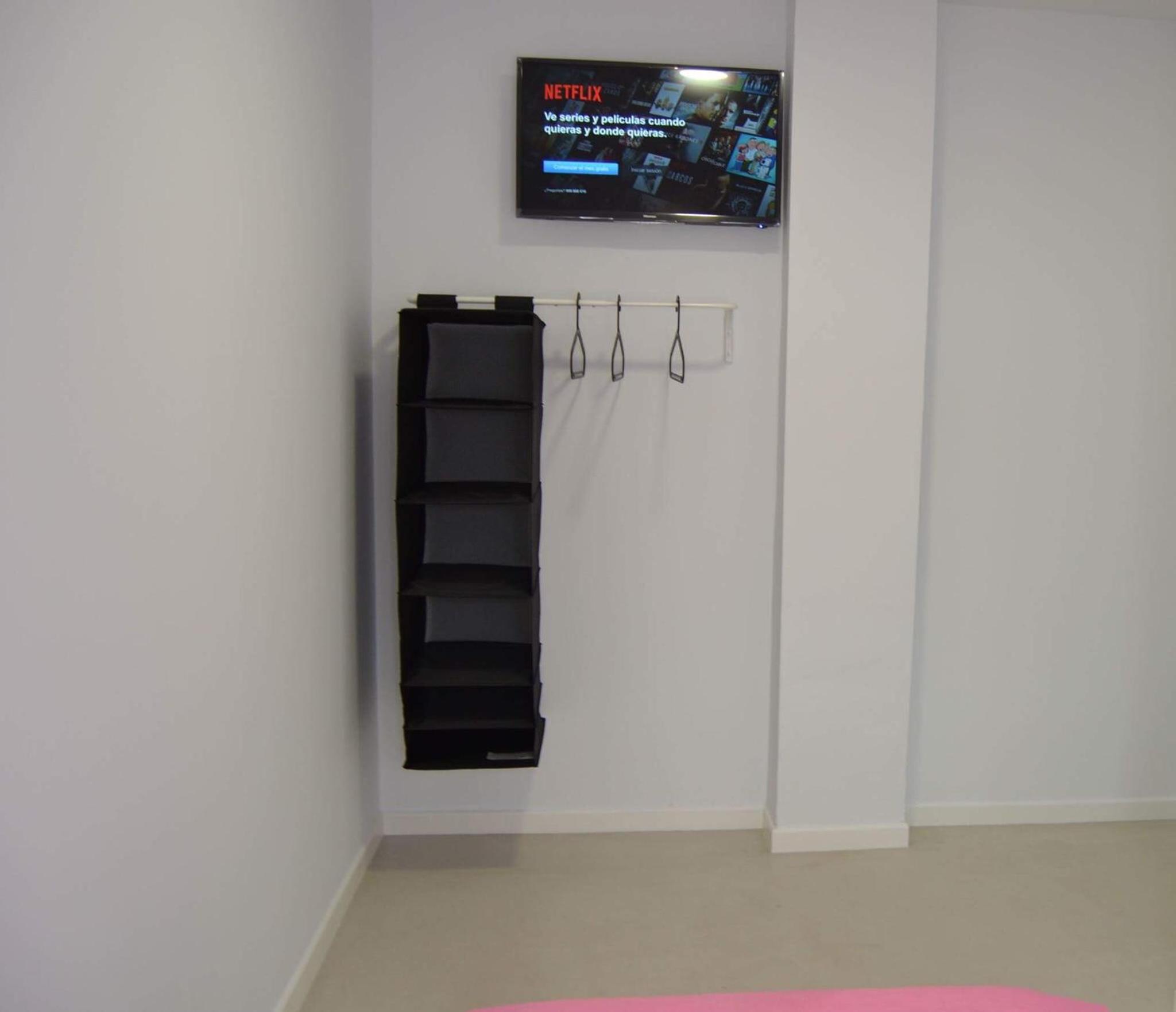 Solroom (Plz. La Nogalera) - Adults Only 23/34