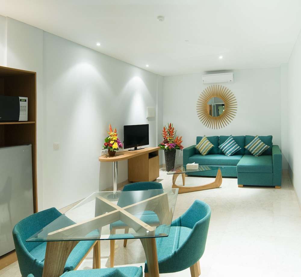 Aq Va Hotel And Villas 59/77