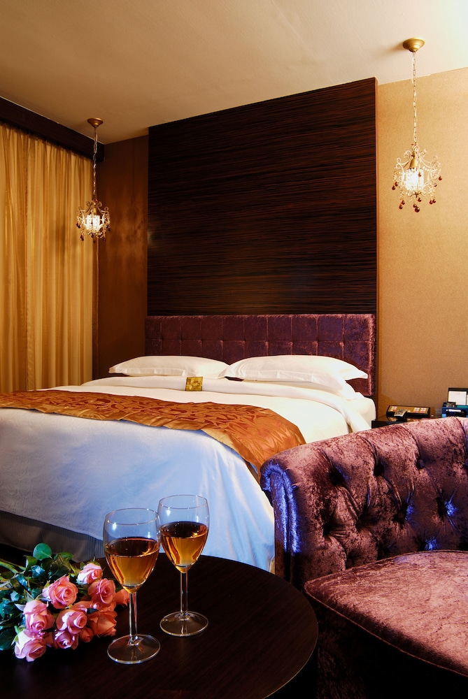 The Riverside Hotel & Motel 25/49