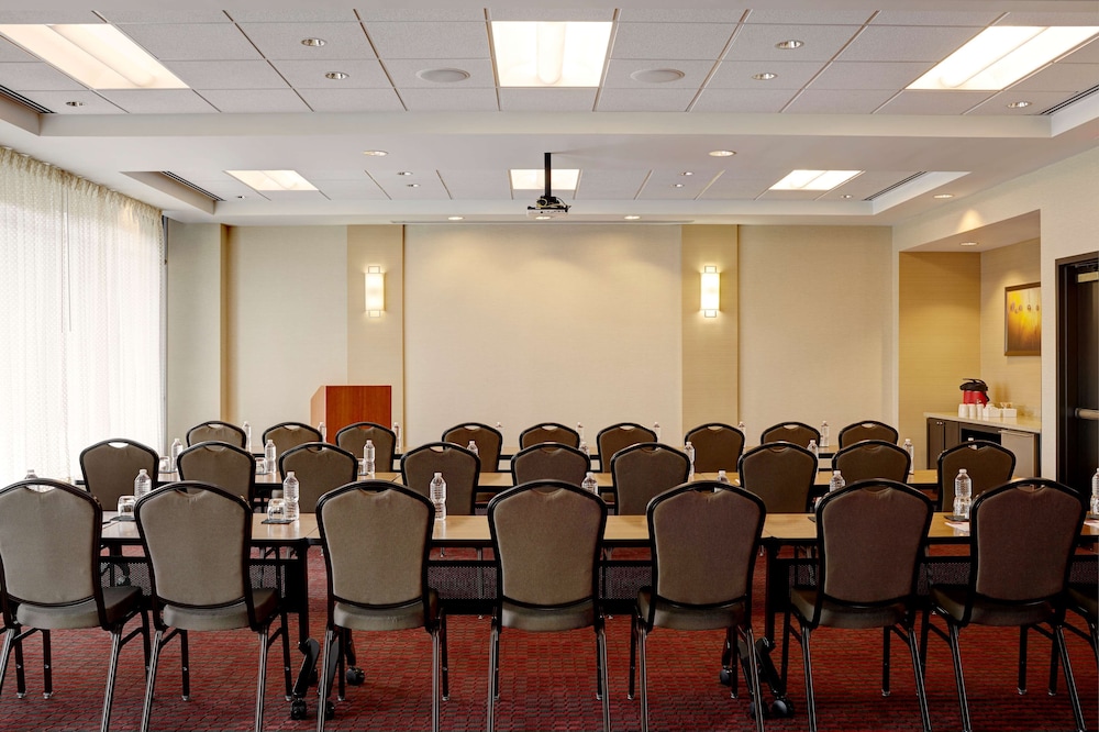 Hyatt Place New York/Yonkers 57/66