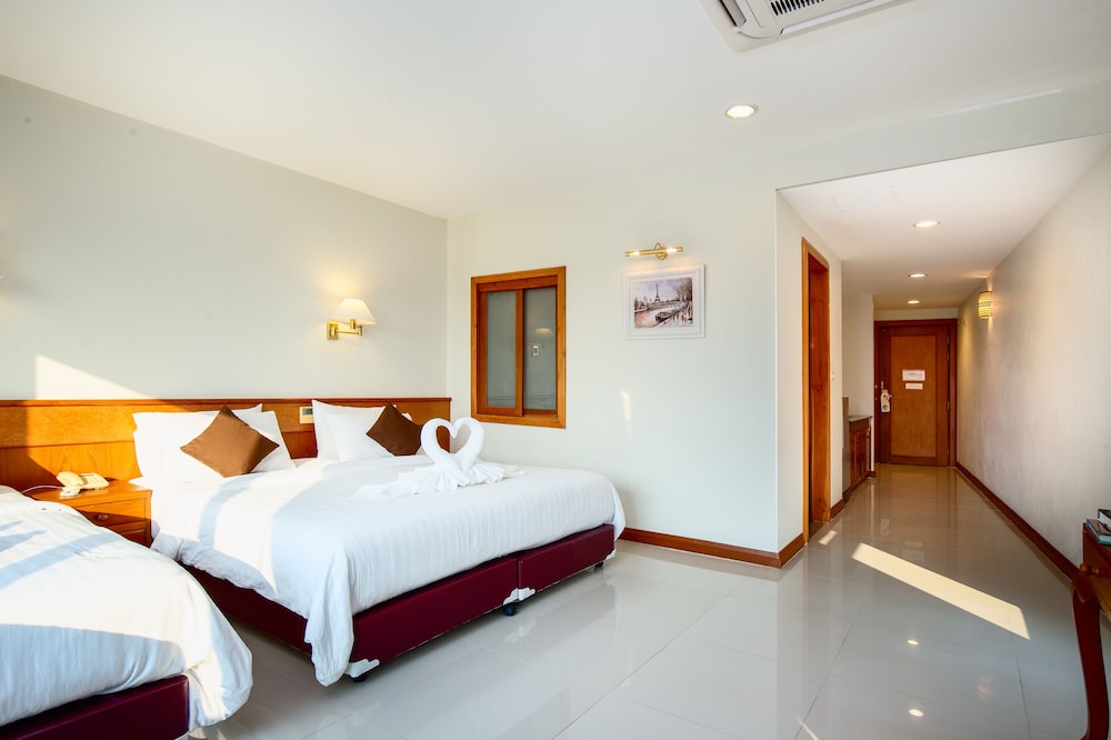 Kanchanaburi City Hotel 8/62