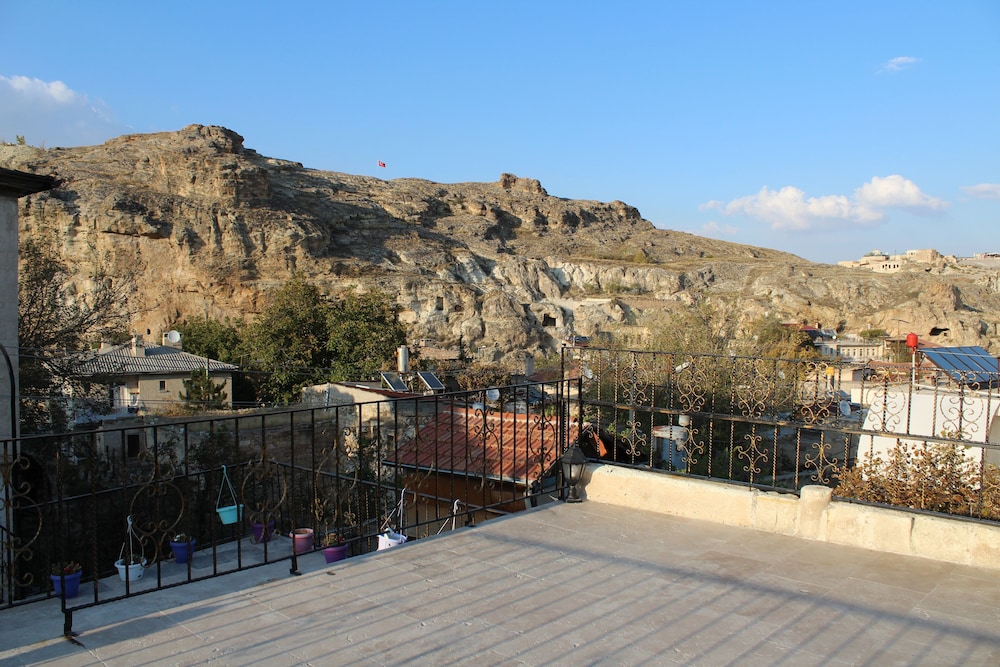 Sandik Cave Hotel 46/50