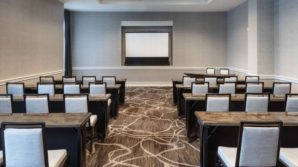 Hyatt Regency Long Island 47/61