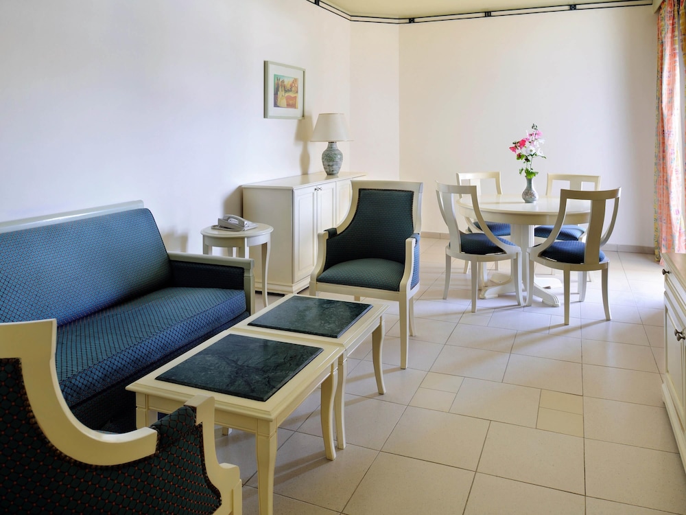 Naama Bay Promenade Beach Resort 36/66