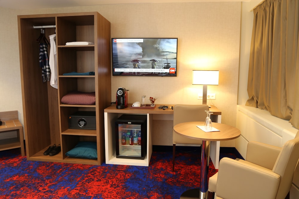 My Home Hotel 47/65