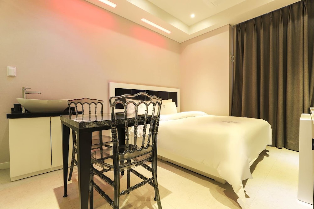 Cheonho La View Luxury Hotel 20/50