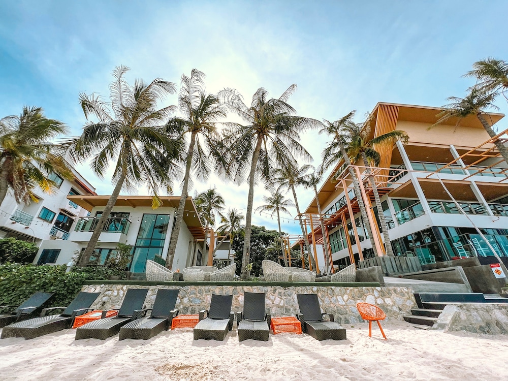 Eco Cozy Beachfront Resort Chaam 6/51