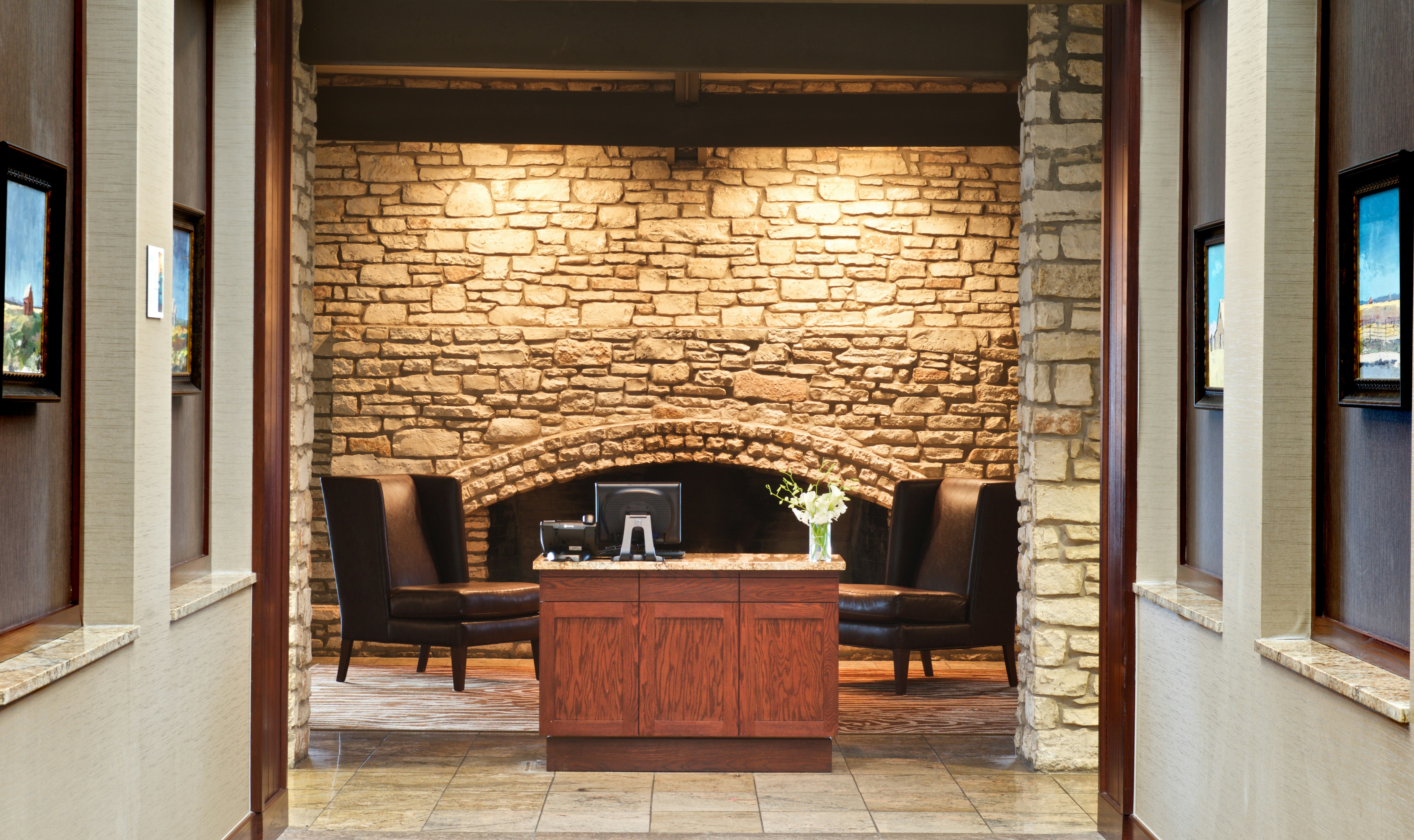 Lakeway Resort and Spa 15/80