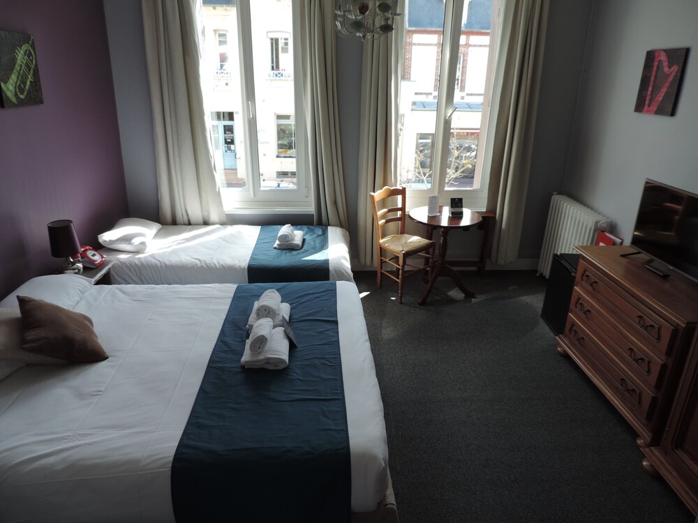 Hotel Le Chantilly 32/67