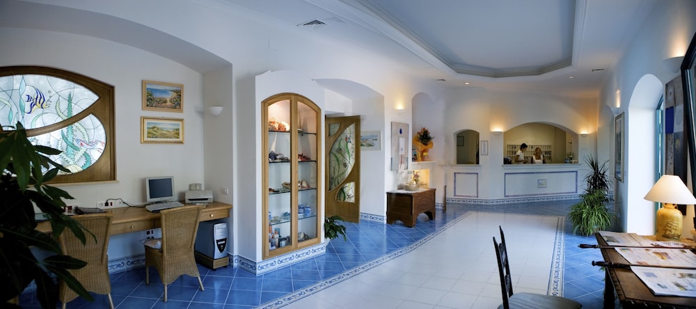 Aurora Hotel & Suites Sul Mare 9/50