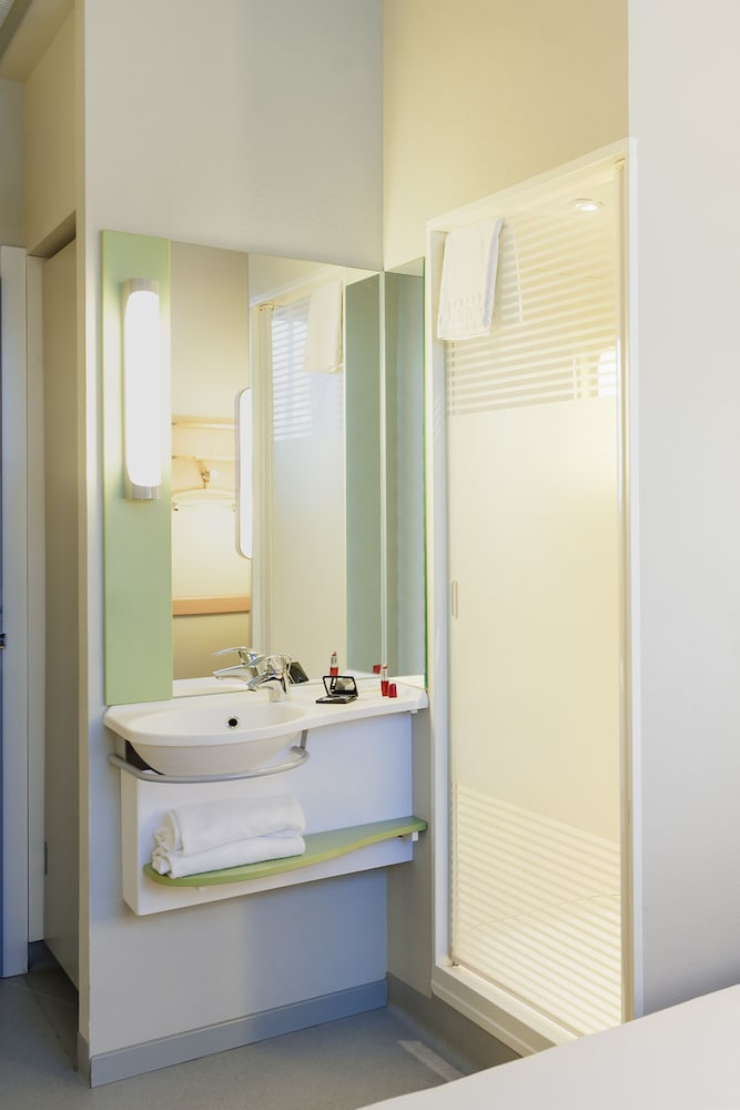 Ibis Budget Geneve Petit Lancy 25/69