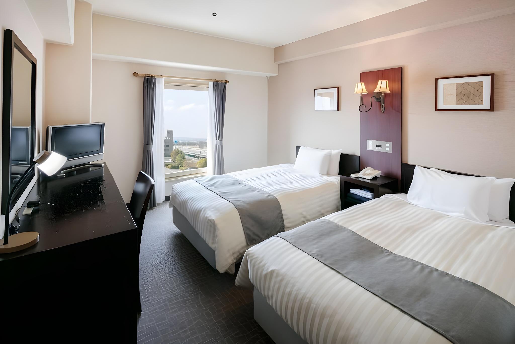 Semi Room, Semi Double Bed, Twin Beds