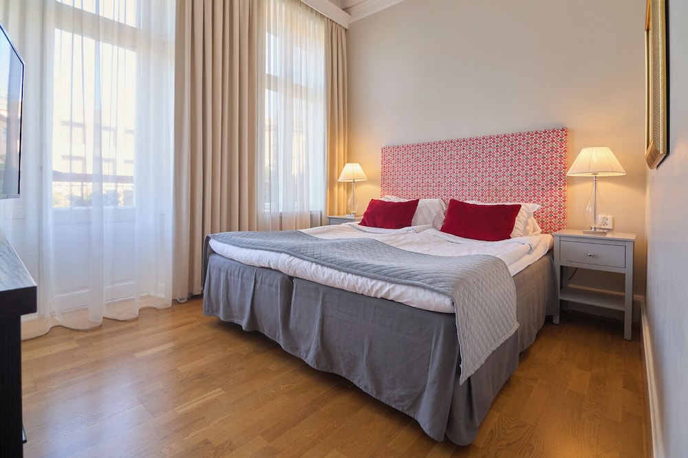 Junior Suite, King Bed