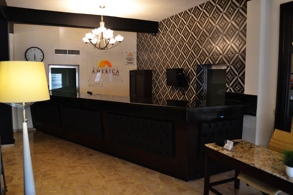 Hotel America Palacio 8/74