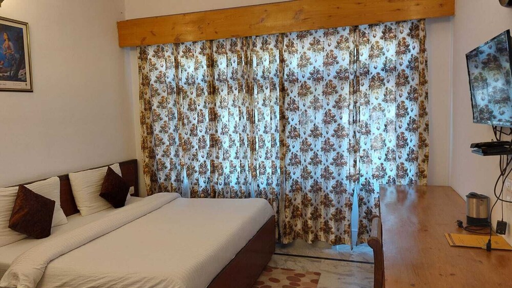 Hotel Sunshine Dharamshala 12/52