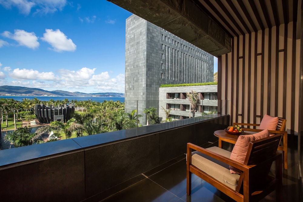 PARK HYATT SANYA SUNNY BAY RESORT 9/71