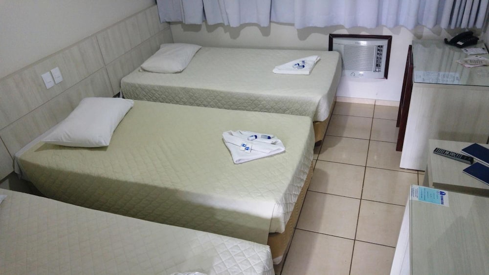 Astron Associado Cristal Palace Hotel 10/56