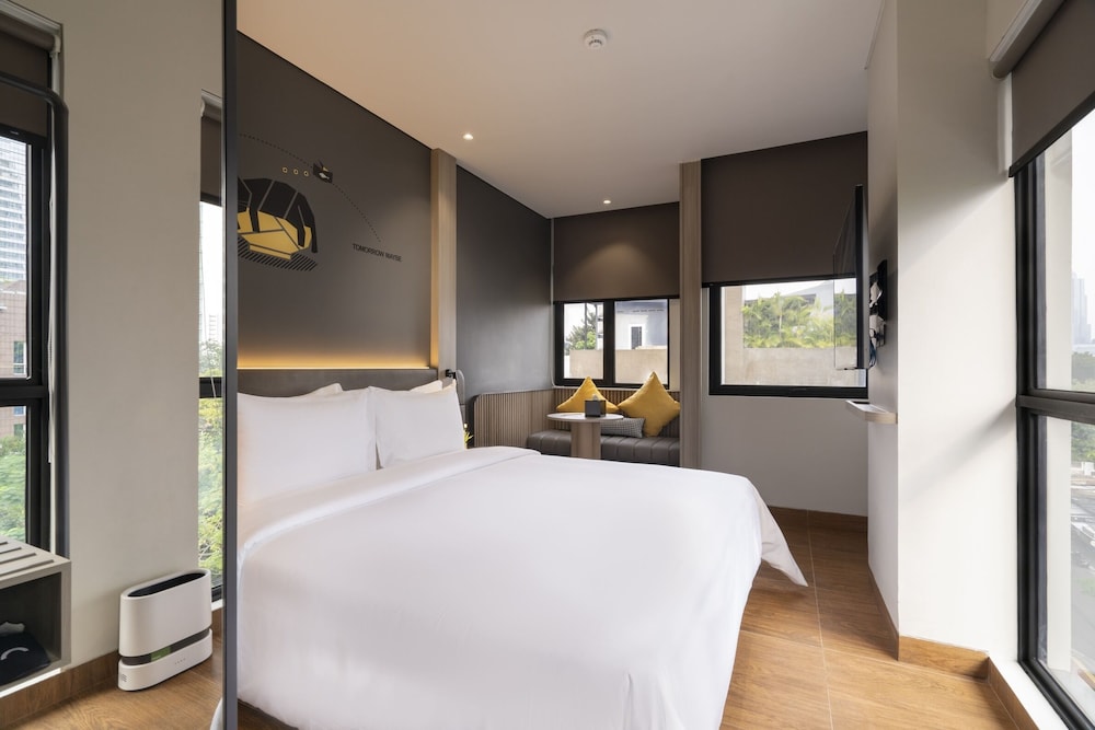 ROOMS INC Sudirman Jakarta 29/63