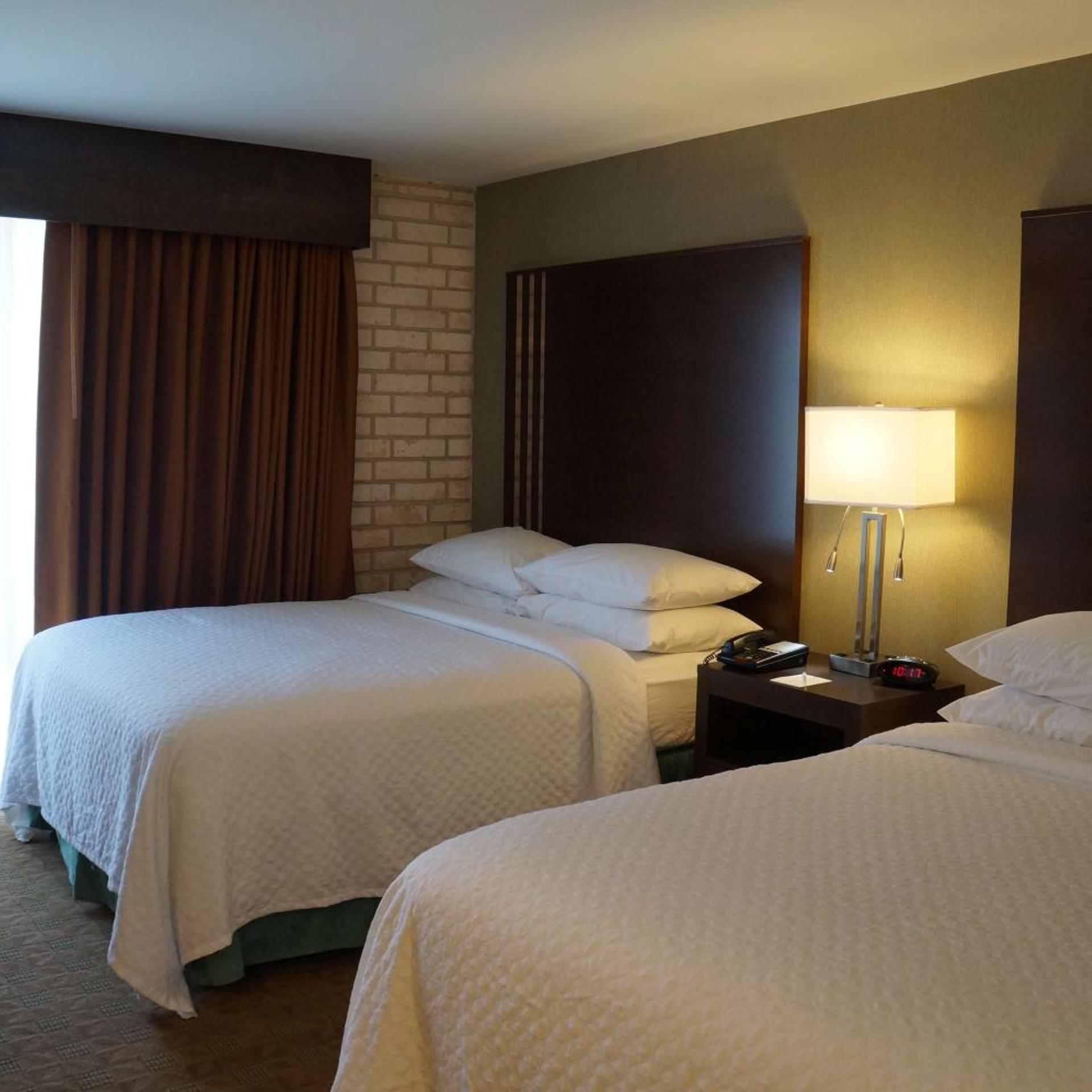 1 BEDROOM, SUITE, 2 QUEEN BEDS, ACCESSIBLE