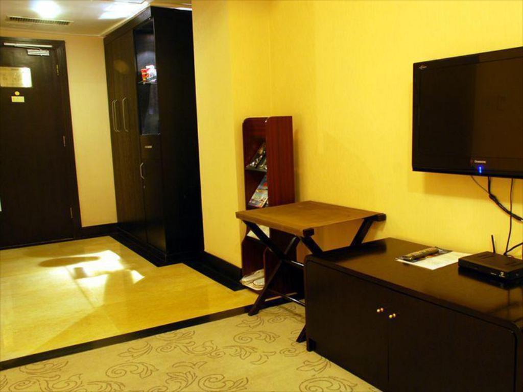 Sophia International Hotel Qingdao 27/28