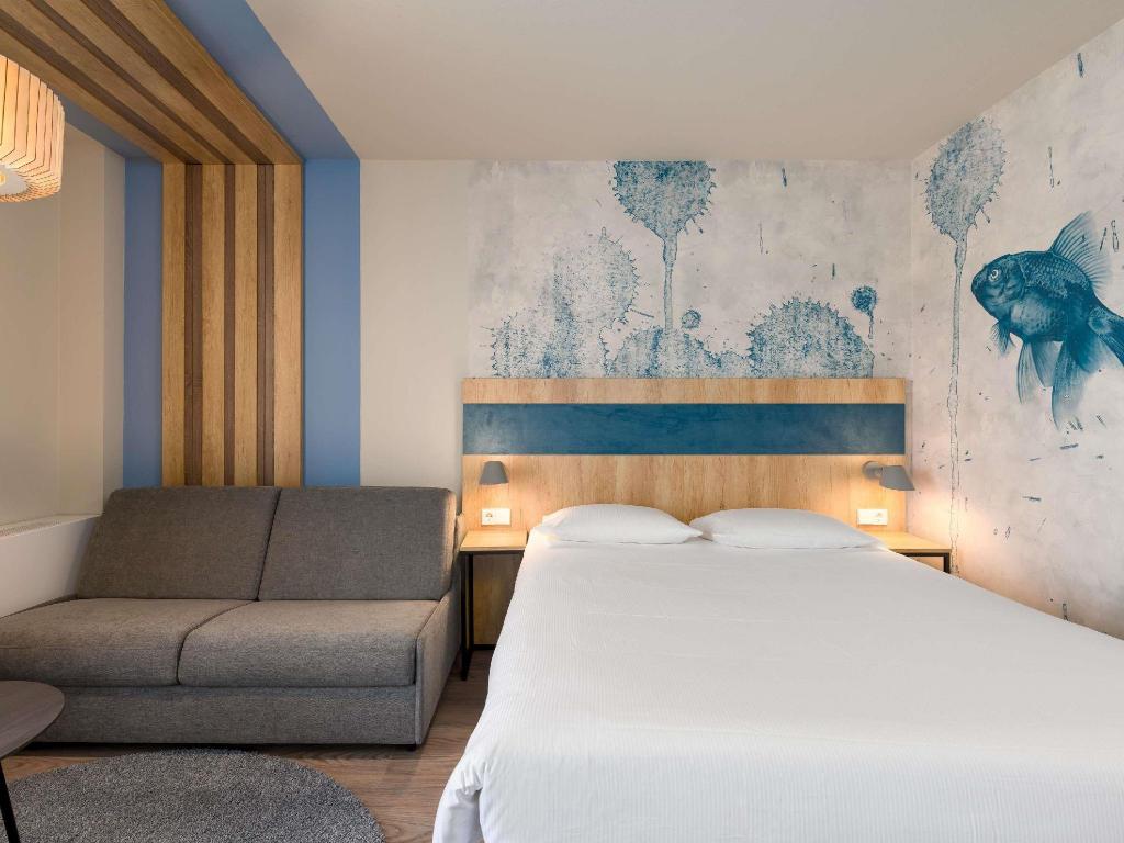 Family, Bunk Bed, Sofa, ibis Styles Regensburg 9/10