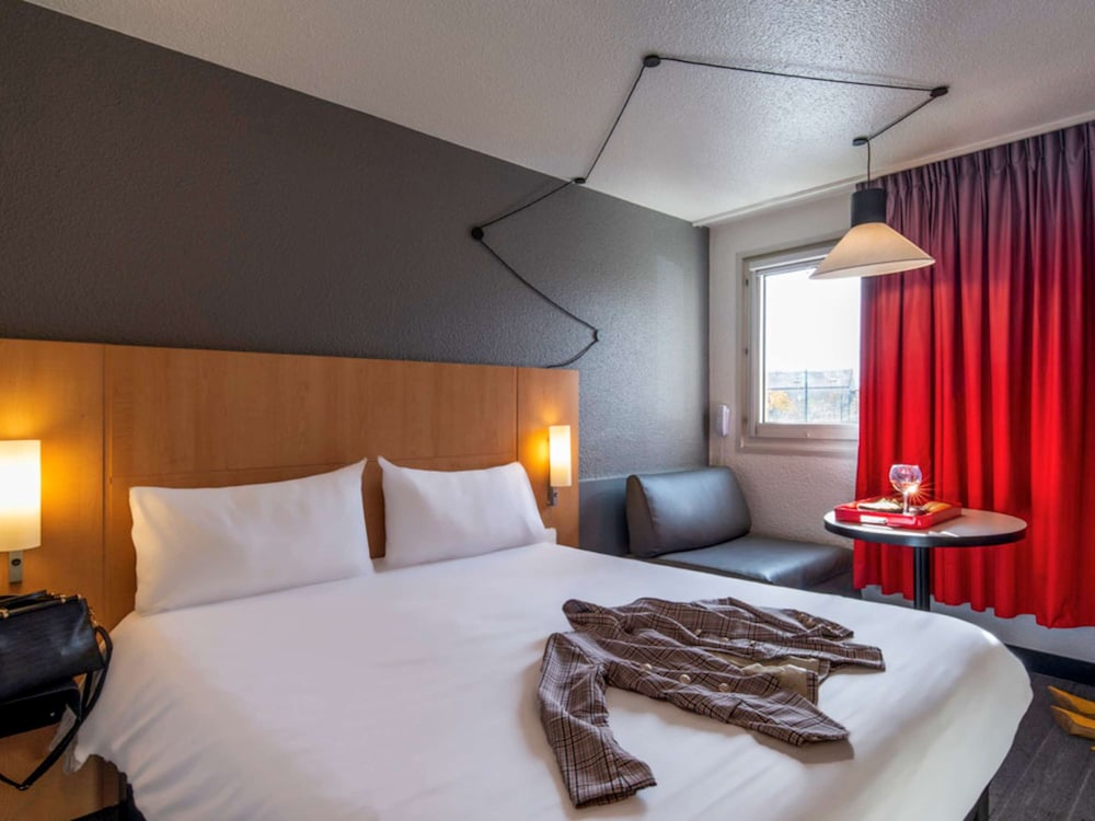 Ibis Cergy Pontoise Le Port 22/67
