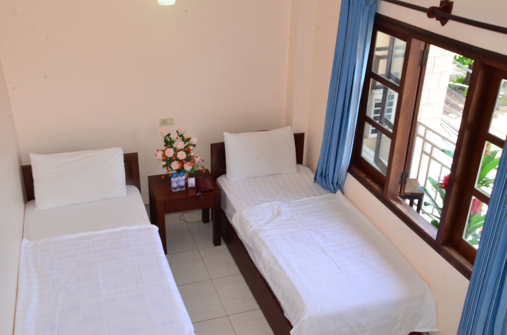 Nanynu Mini Hotel 14/48