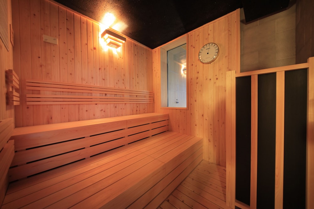 Candeo Hotels Tokyo-Shimbashi 25/50