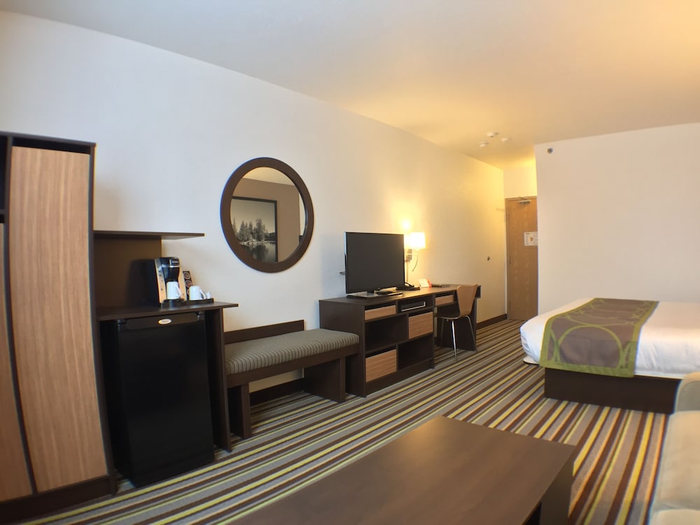 Super 8 By Wyndham Kenora 28/31